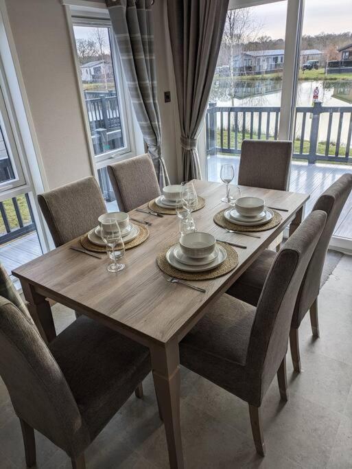 Kingfisher Lodge Woodhall Spa Ngoại thất bức ảnh